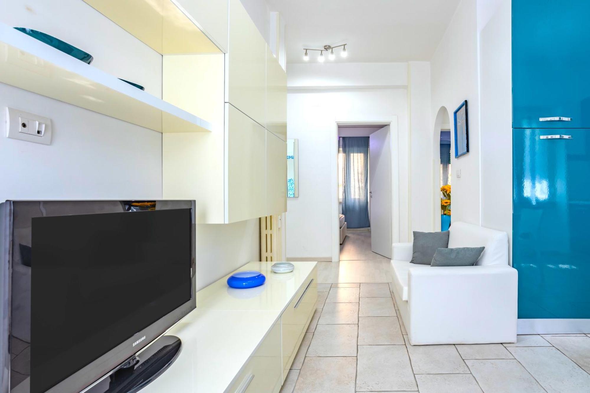Hostly - Vittoria House - Near The Center With Private Parking Appartamento Napoli Esterno foto